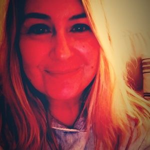 Meet your Posher, Holly